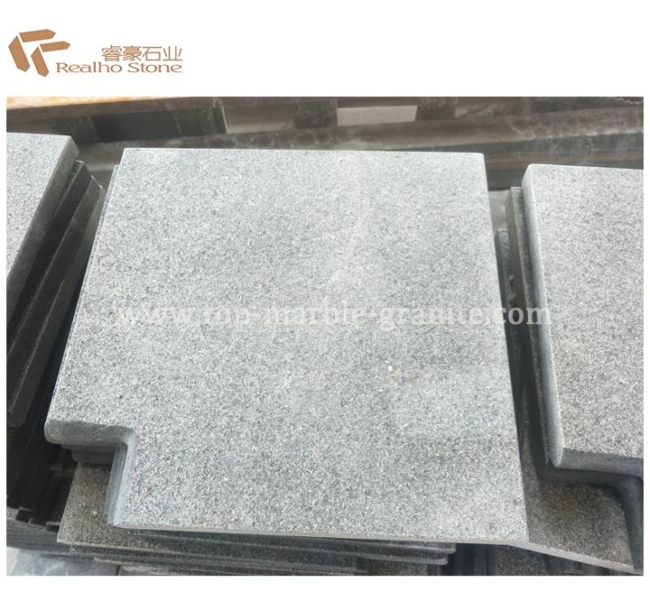 G684 Swimming pool stones